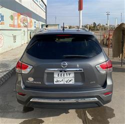 نیسان پاسفایندەر